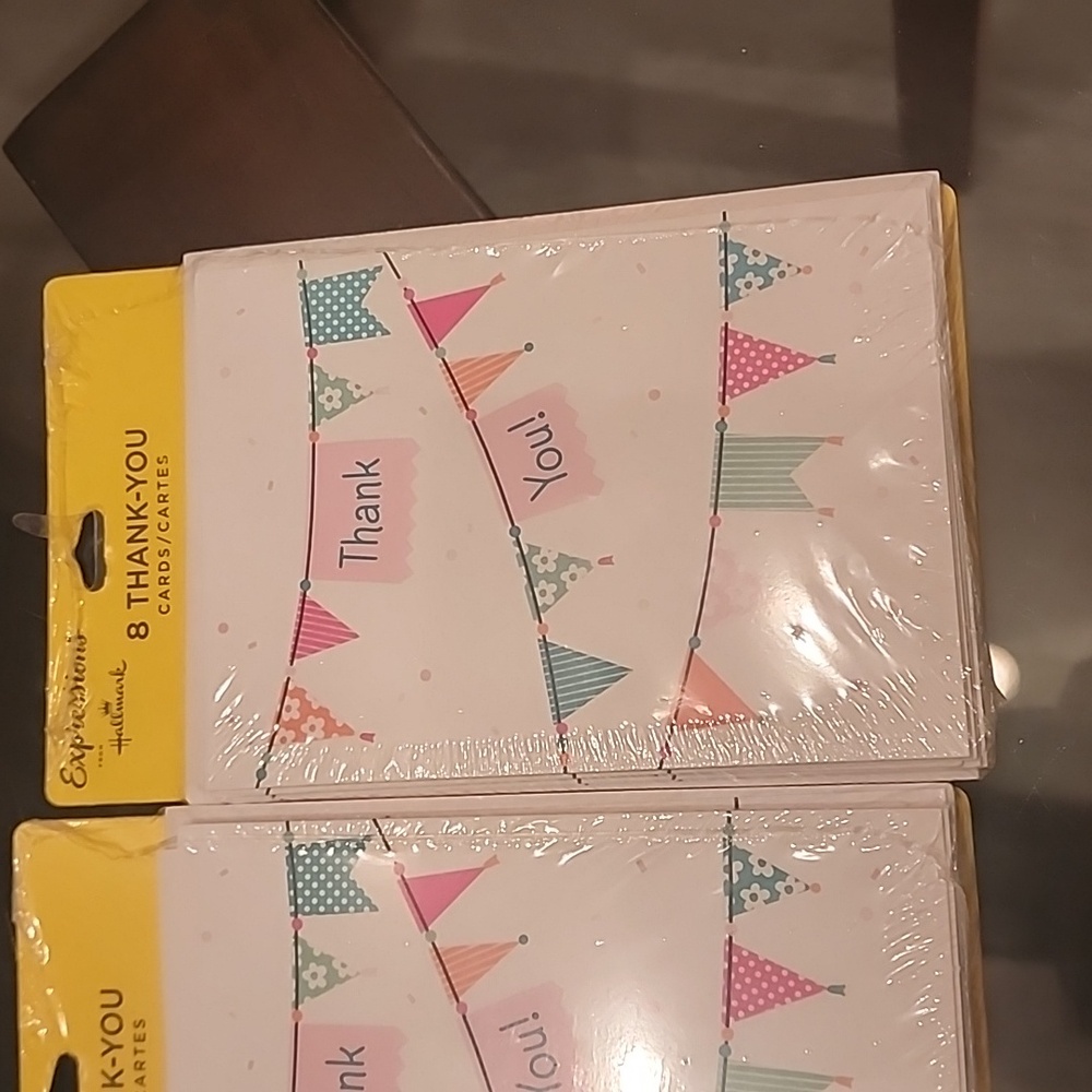×24 New Hallmark Thank You Notes w/Envelopes - Preppy Ribbon Flag - Picture 2 of 5
